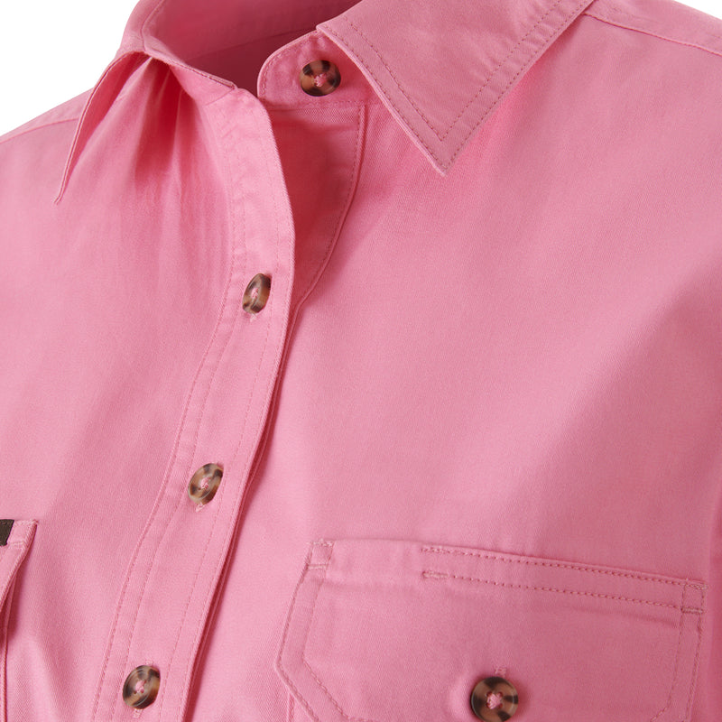 MUSTANG SIGNATURE WOMENS CLOSED FRONT SHIRT