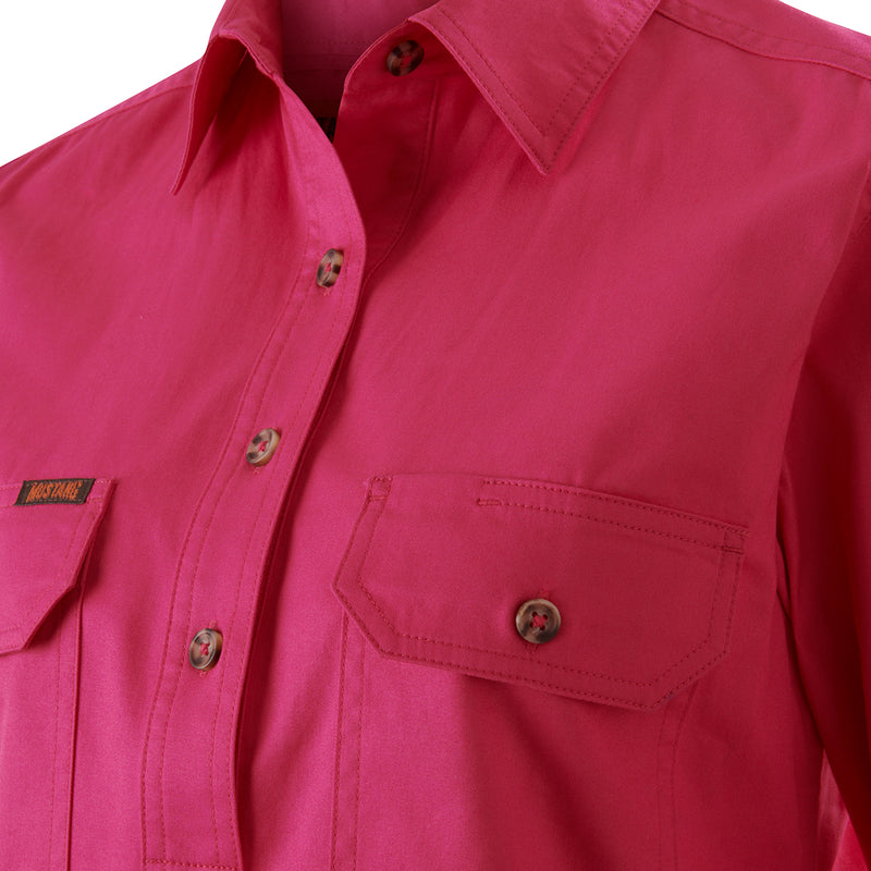 MUSTANG SIGNATURE WOMENS CLOSED FRONT SHIRT